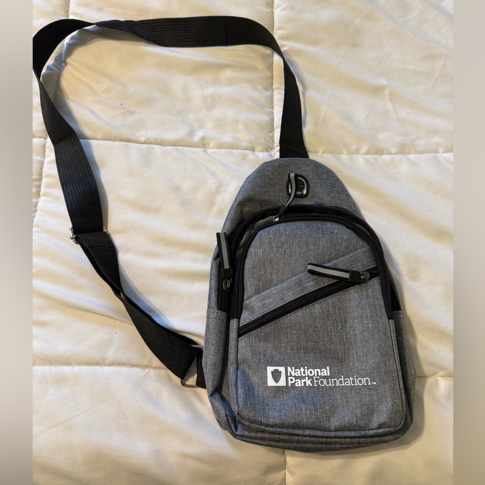 National park foundation sling bag